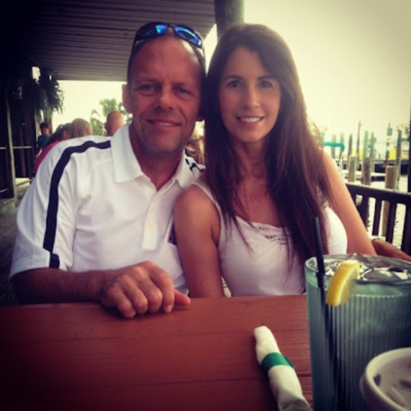 Meet your Posher, Melissa - Picture 1 of 1